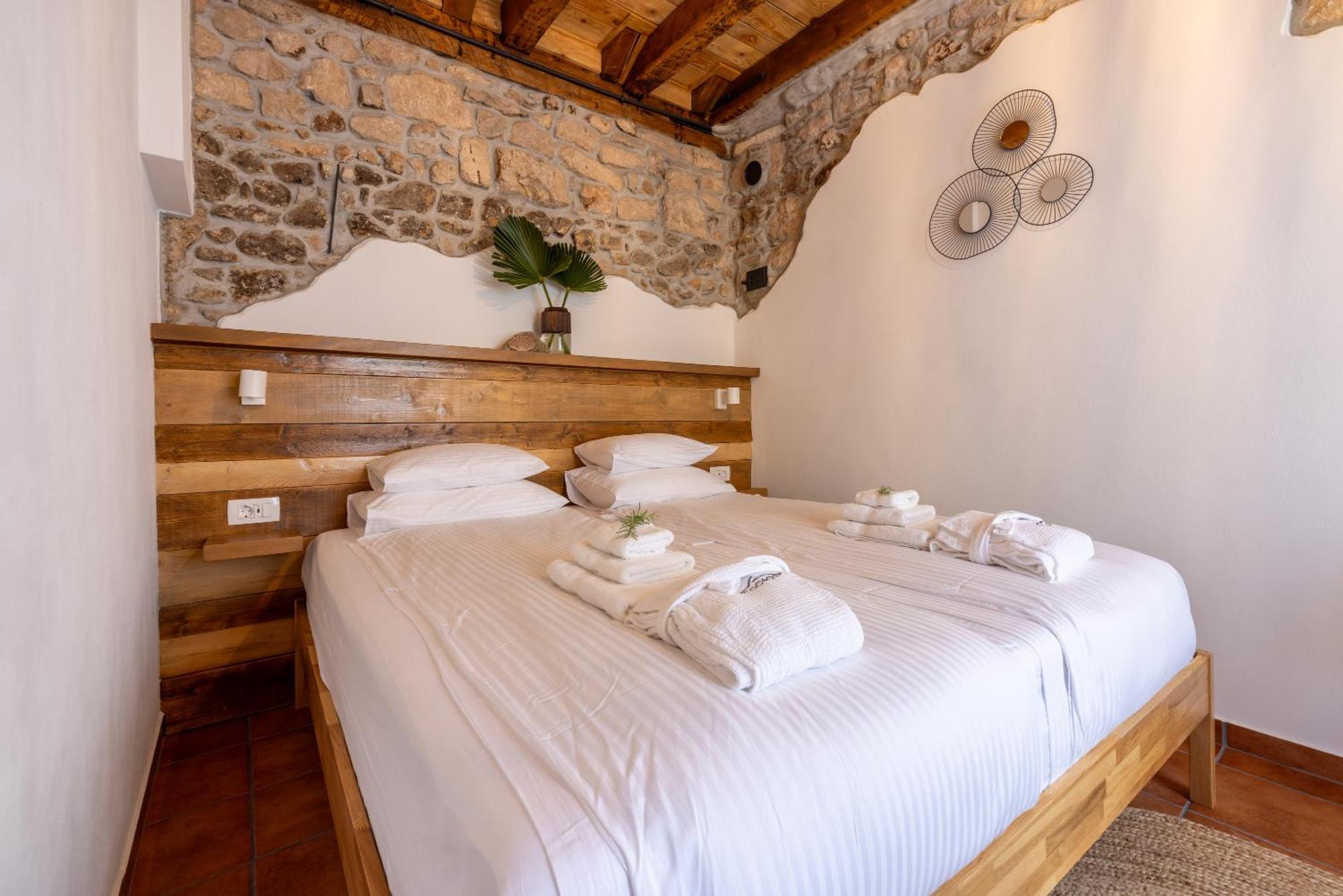 Villa Cocoon - Vacation Home With Heated Pool & Garden Bribir  Extérieur photo